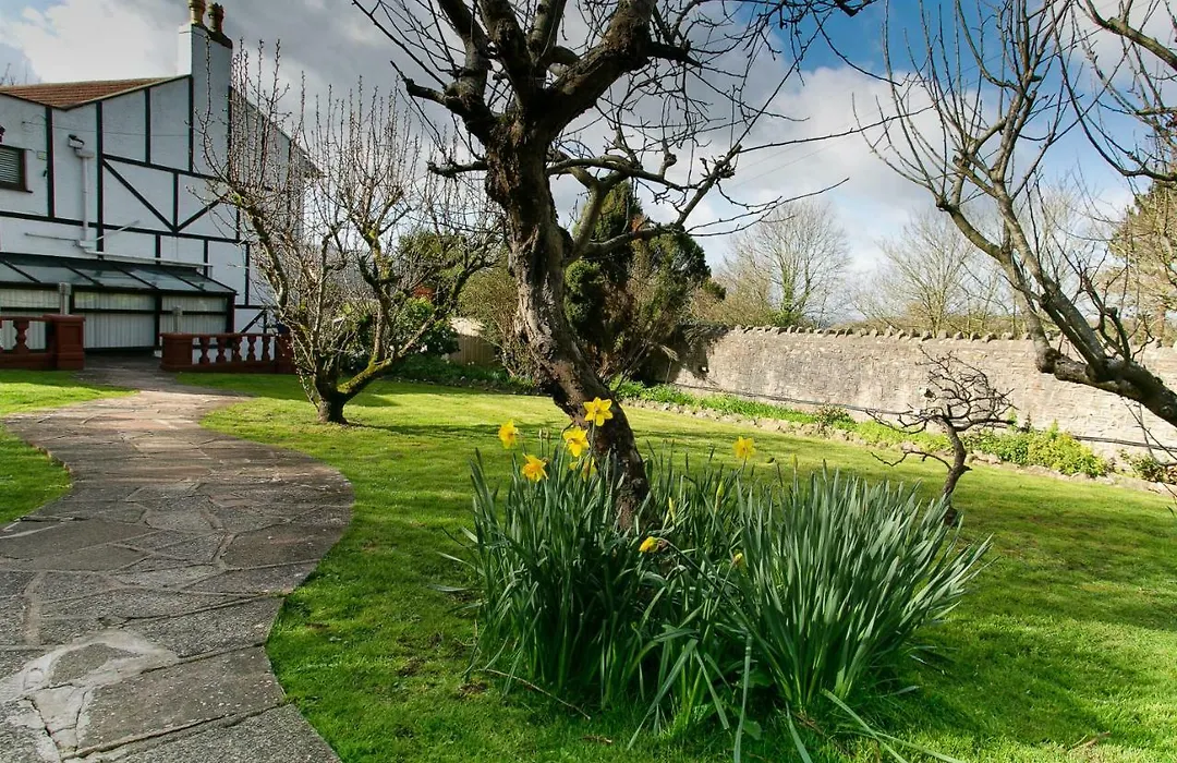 Redhill House Boutique Hotel-1